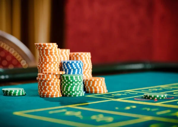 hoki88 slot mobile app interface showing live blackjack table and account menu